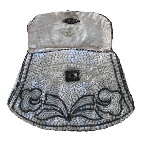 Art Deco Micro Beads Clutch Hand Made in France Vintage 1920s - Picture 5 of 6